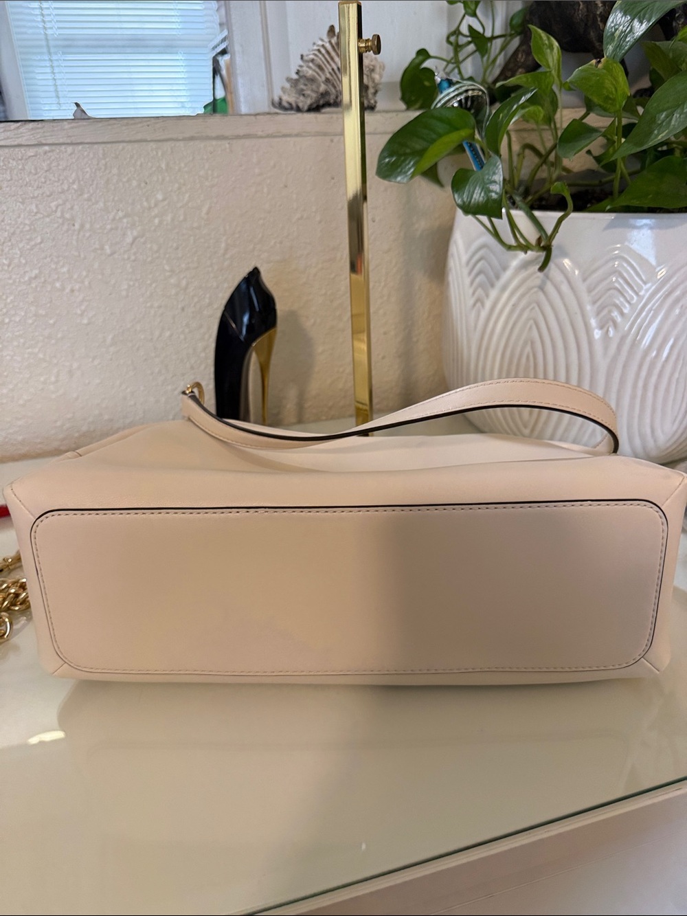 Michael kors Cecilia Medium Shoulder Bag - Picture 8 of 10